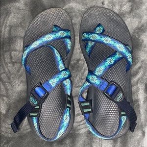 chaco sandels